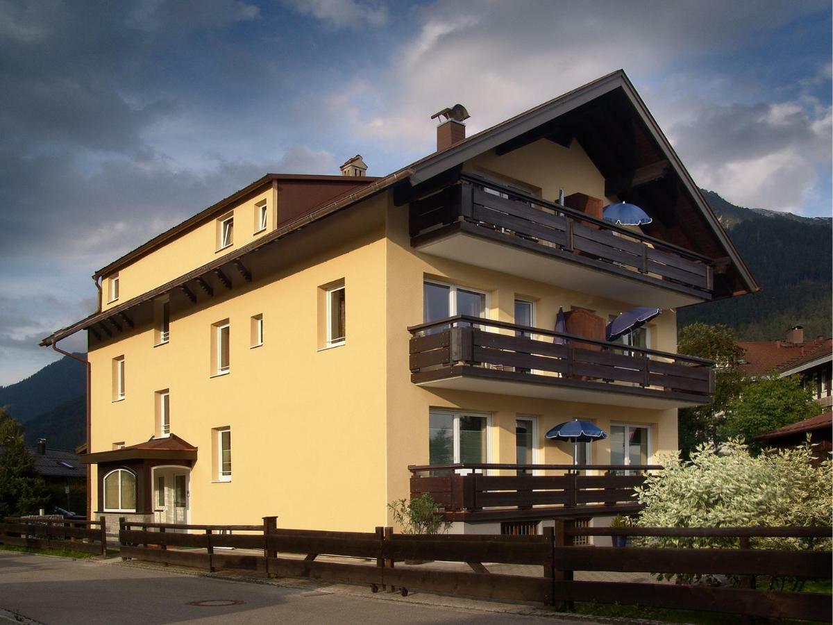 Fellhornhaus Ferienwohnungen Оберстдорф Экстерьер фото